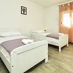 My Dalmatia - Ljubica With Private Pool