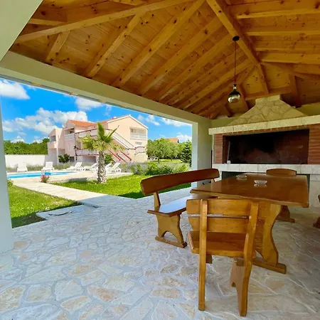 My Dalmatia - Ljubica With Private Pool Tatil Evi Tinj