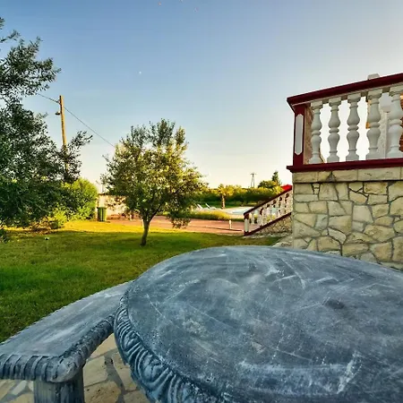 Semesterbostad My Dalmatia - Ljubica With Private Pool *